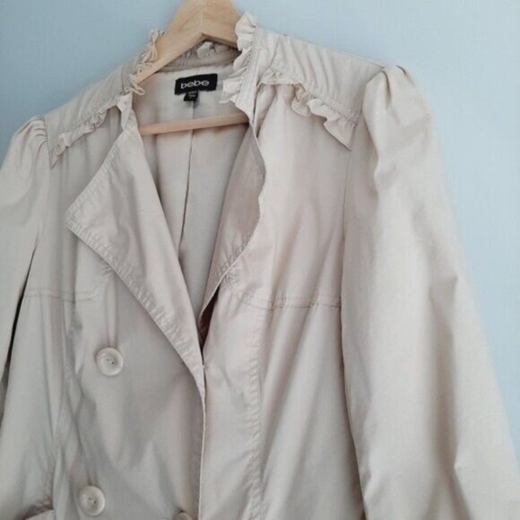 BEBE Light Short Coat Jacket w Ruffle Details Beige Sz S Flawed - Picture 5 of 15